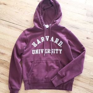 Maroon Harvard University sweatshirt